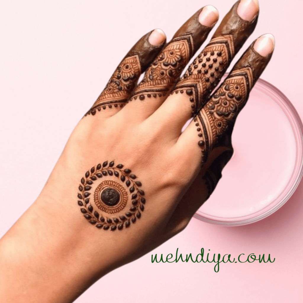 gol tikki simple design backhand