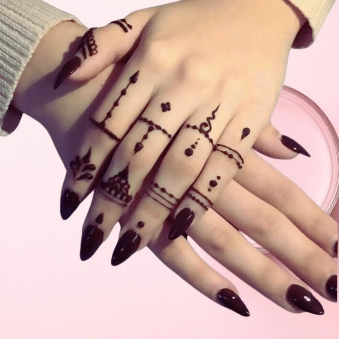 finger mehndi designs aesthetic