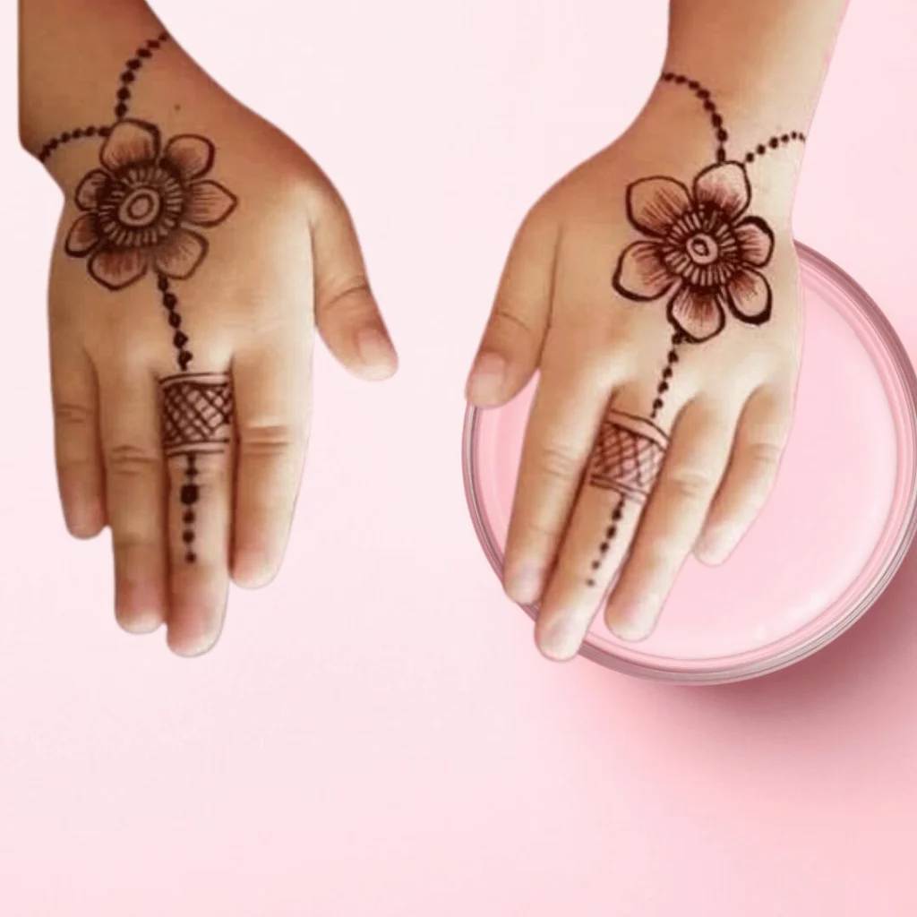 simple mehndi design for kids backhnad
