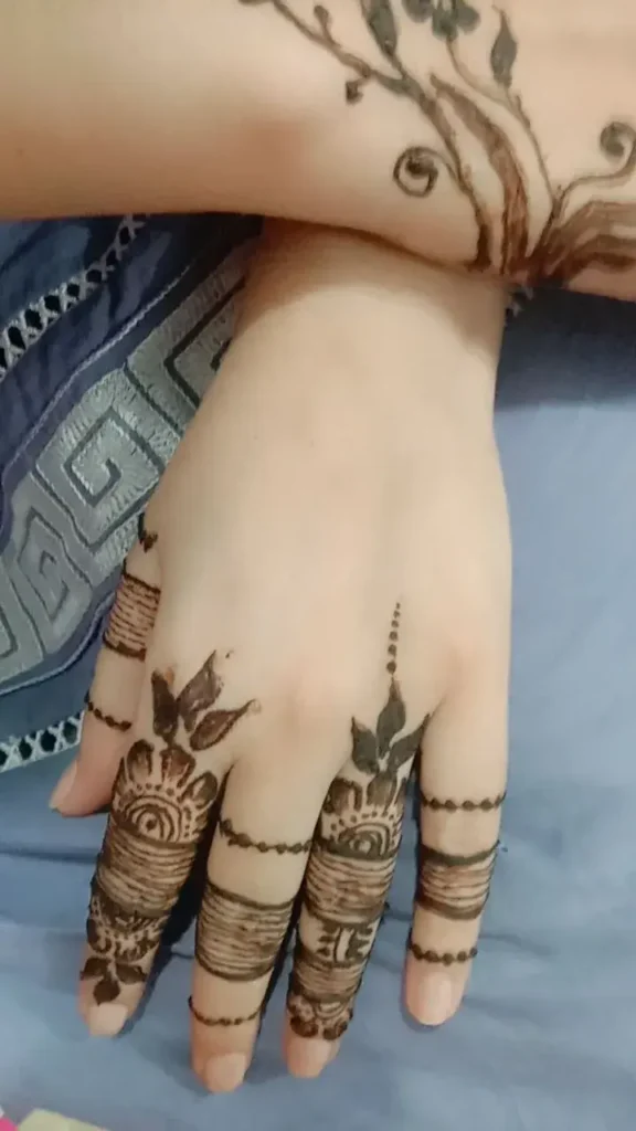 easy henna tattoo