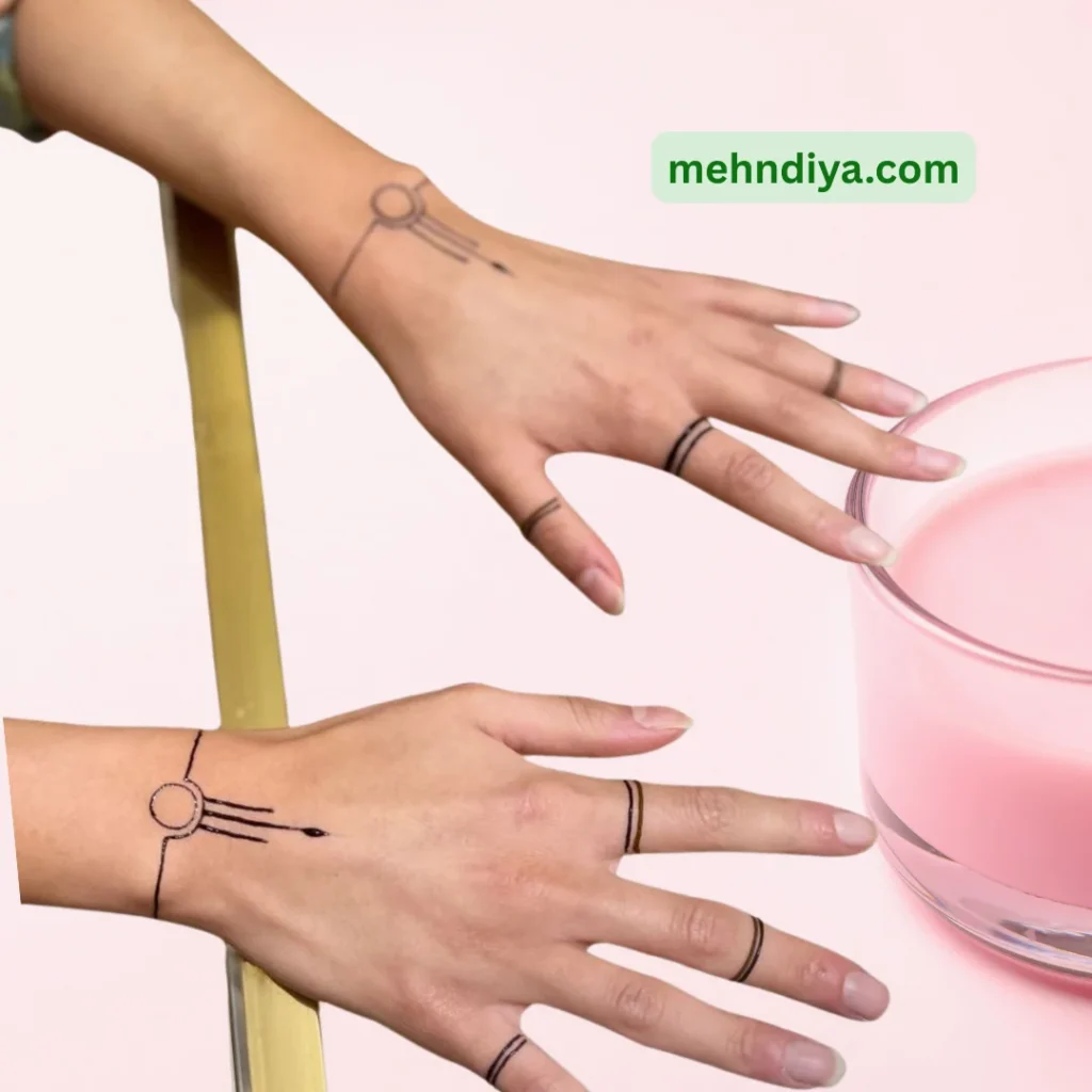 This image showcases finger aesthetic mehndi designs with clean lines, tiny motifs, and minimal detailing. The simple patterns enhance the fingers gracefully, creating a modern and elegant look suitable for everyday or light festive occasions.