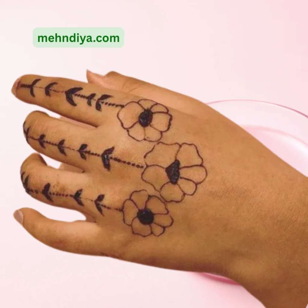 This image highlights simple mehndi art with clean lines, light motifs, and a minimal design approach. The soft patterns create an elegant and graceful look, perfect for everyday wear or subtle festive occasions.