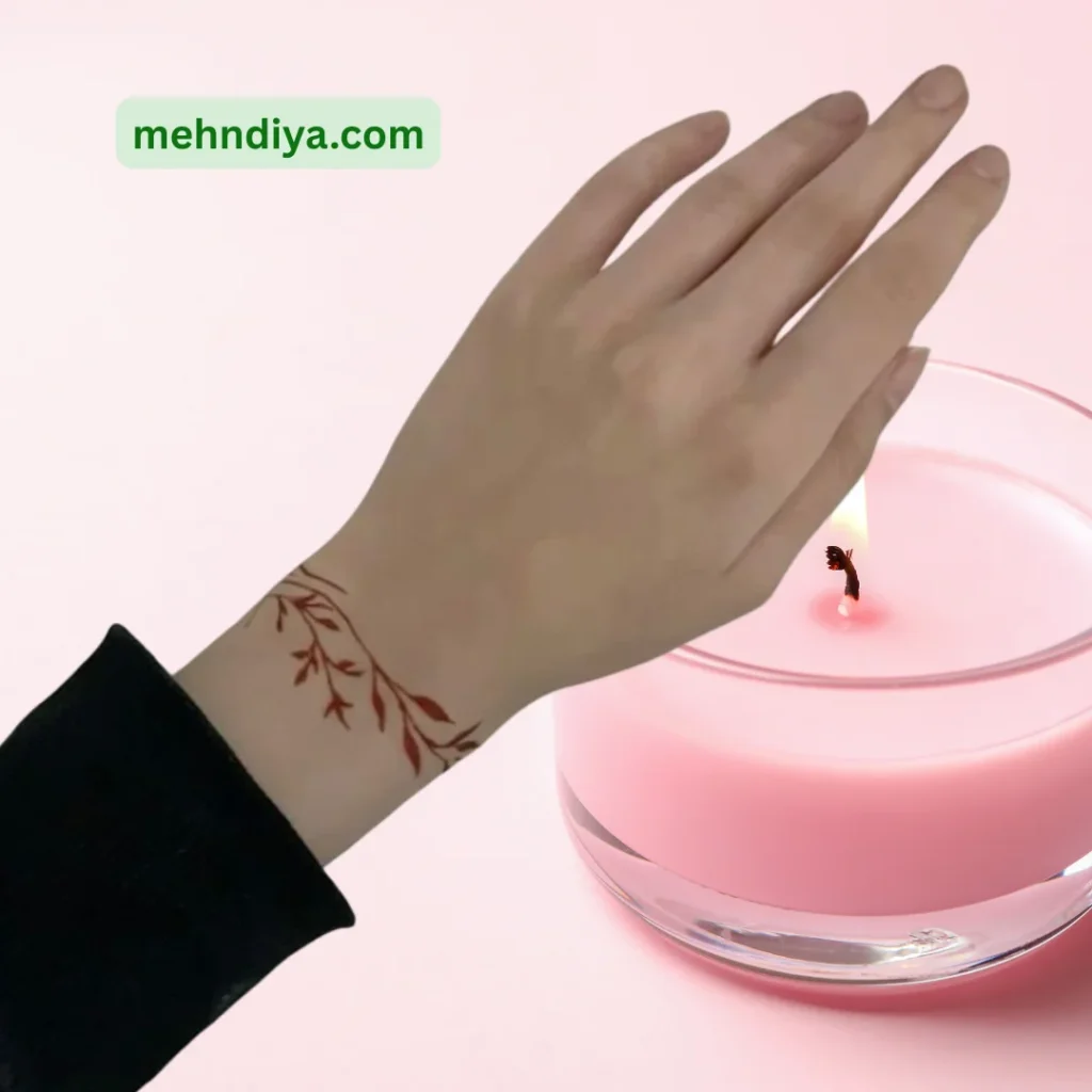 This image displays a simple aesthetic mehndi design with minimal patterns and delicate lines. The clean motifs create an elegant, modern, and graceful look, ideal for everyday or subtle festive occasions.